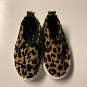 Minibella Leopard Canvas Sneakers Slip-on Loafers Tennis Shoe Size: 3.5